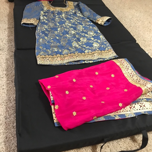 Indian suit - Picture 2 of 6